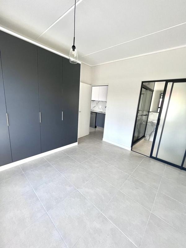 To Let 1 Bedroom Property for Rent in Somerset West Western Cape